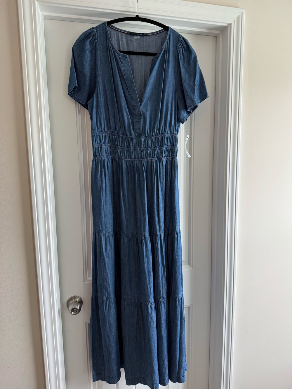 NWT Tommy Hilfiger tiered denim maxi dress, size 10 - Picture 2 of 5